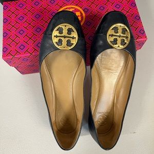 Tory blue flats
